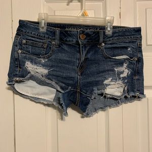 American Eagle Super Low Rise Shortie Dark Wash